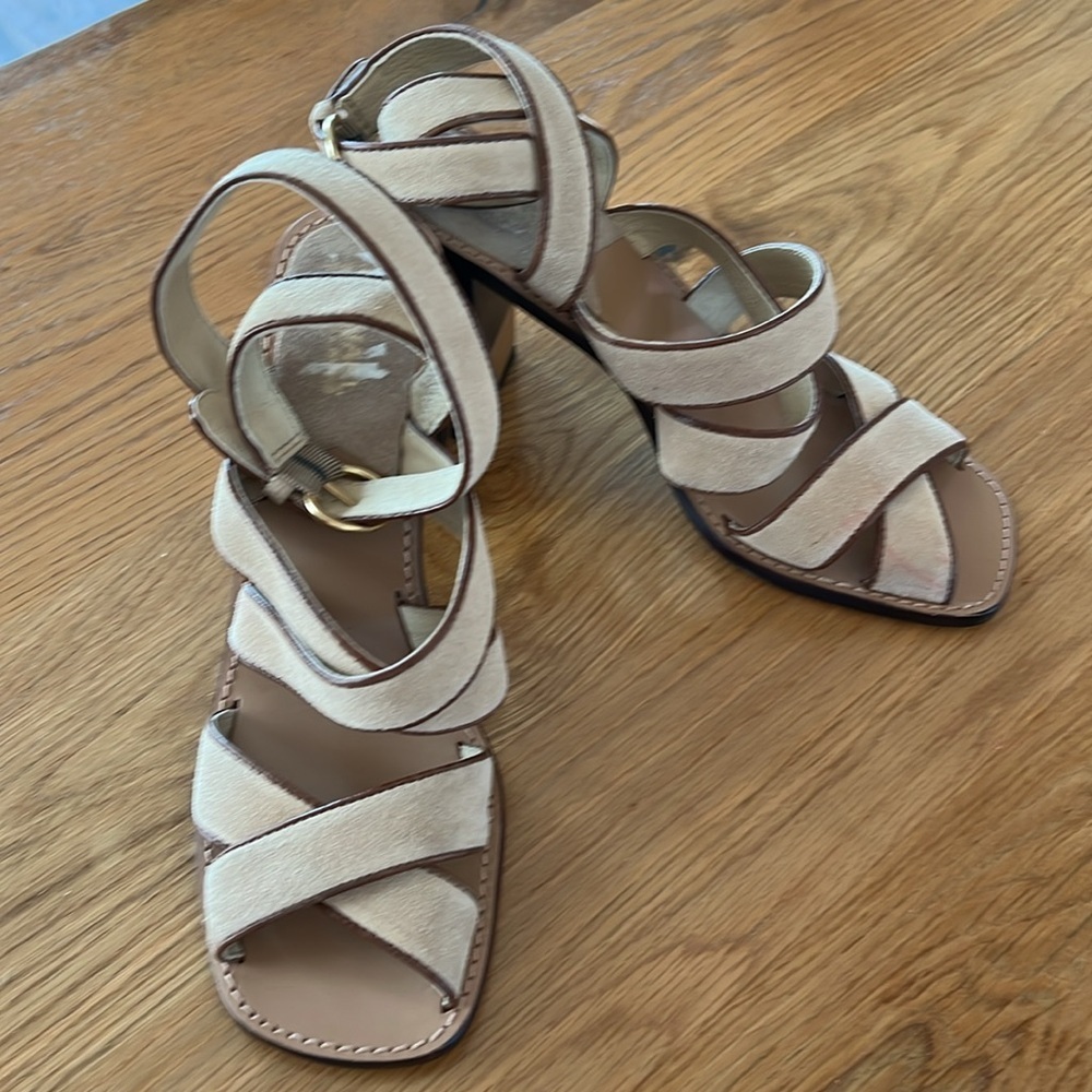 Michael Kors Natural Suede Sz 11 Women’s Block Heel Strappy Sandal Square Toe - Picture 13 of 15